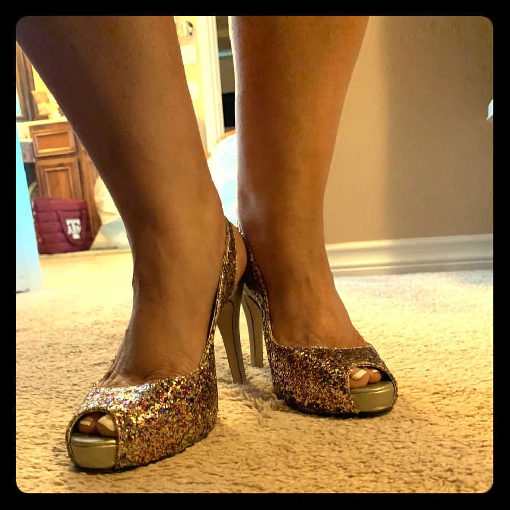 Multi-glitter peep toe sling back heels size 7.5